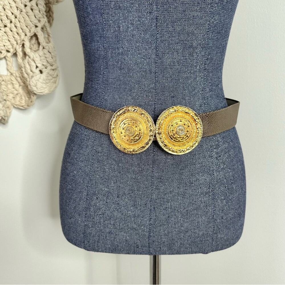 Gay Boyer Vintage 1980s Gold Round Buckle Belt Medium